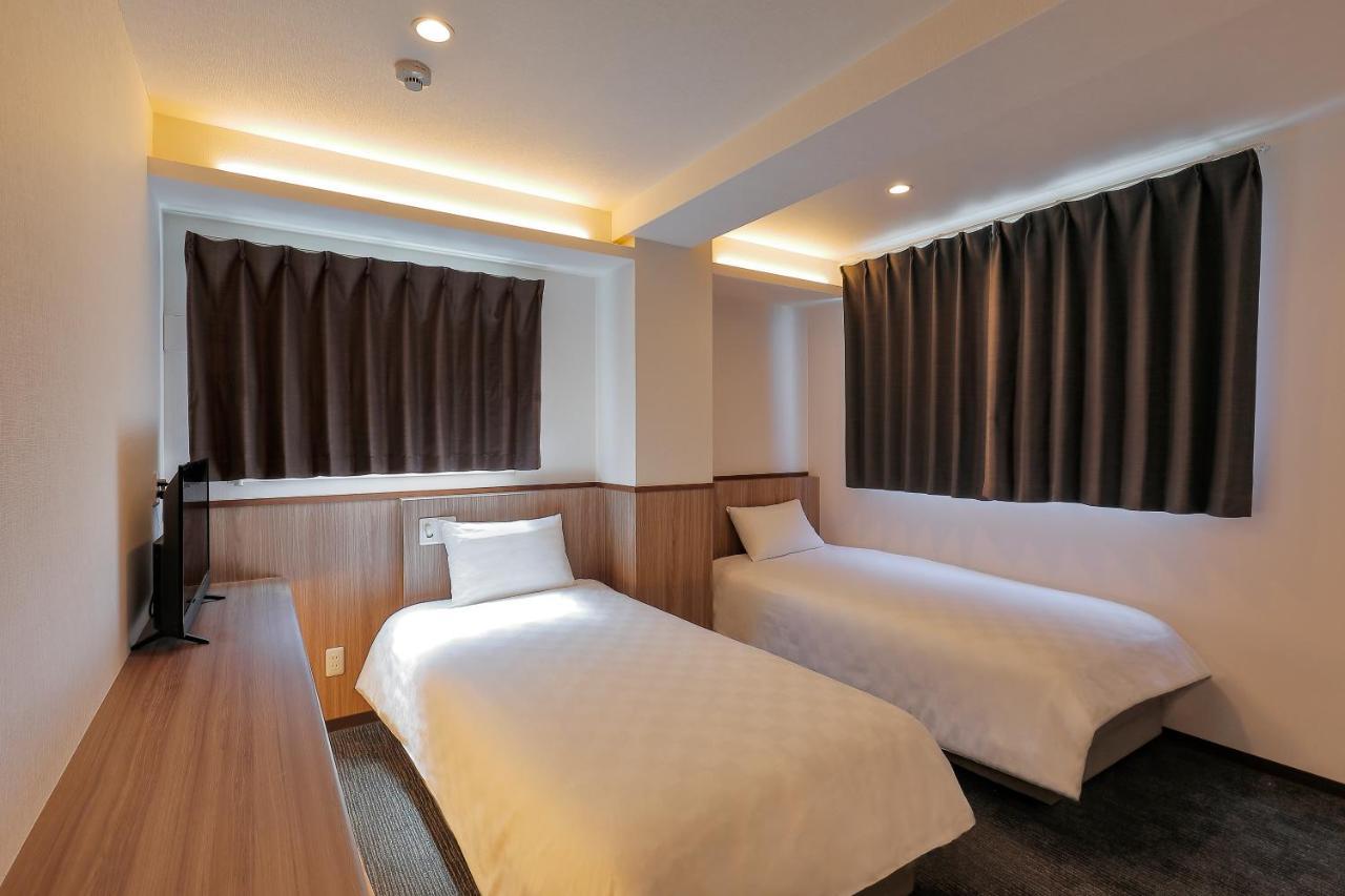 Ostay Namba Minami Hotel Toyotomi Skybird โอซาก้า ภายนอก รูปภาพ